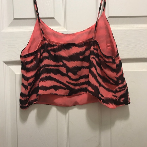 Crop top - Picture 1 of 2